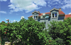 Beautiful apartment in Mastrinka with WiFi and 2 Bedrooms